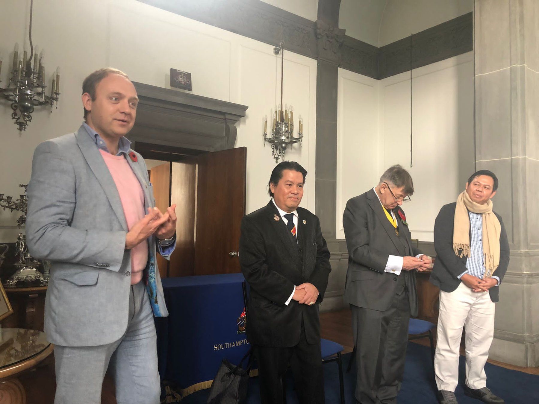 Daniel Fitzhenry addressing the Indonesian delegation in the Mayor's Parlour, Southampton Civic Centre