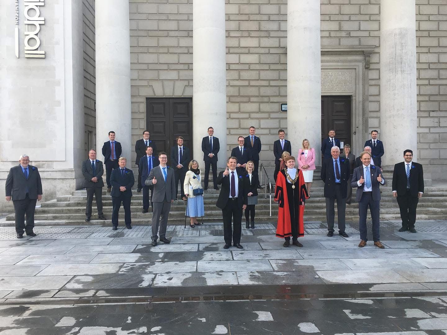 Daniel Fitzhenry with his whole team and the Mayor on the steps of Southampton Civic Centre after winning the council, May 2021
